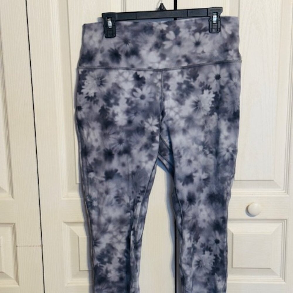 Lululemon Align High-Rise Pant/Leggings 28” - Size 14